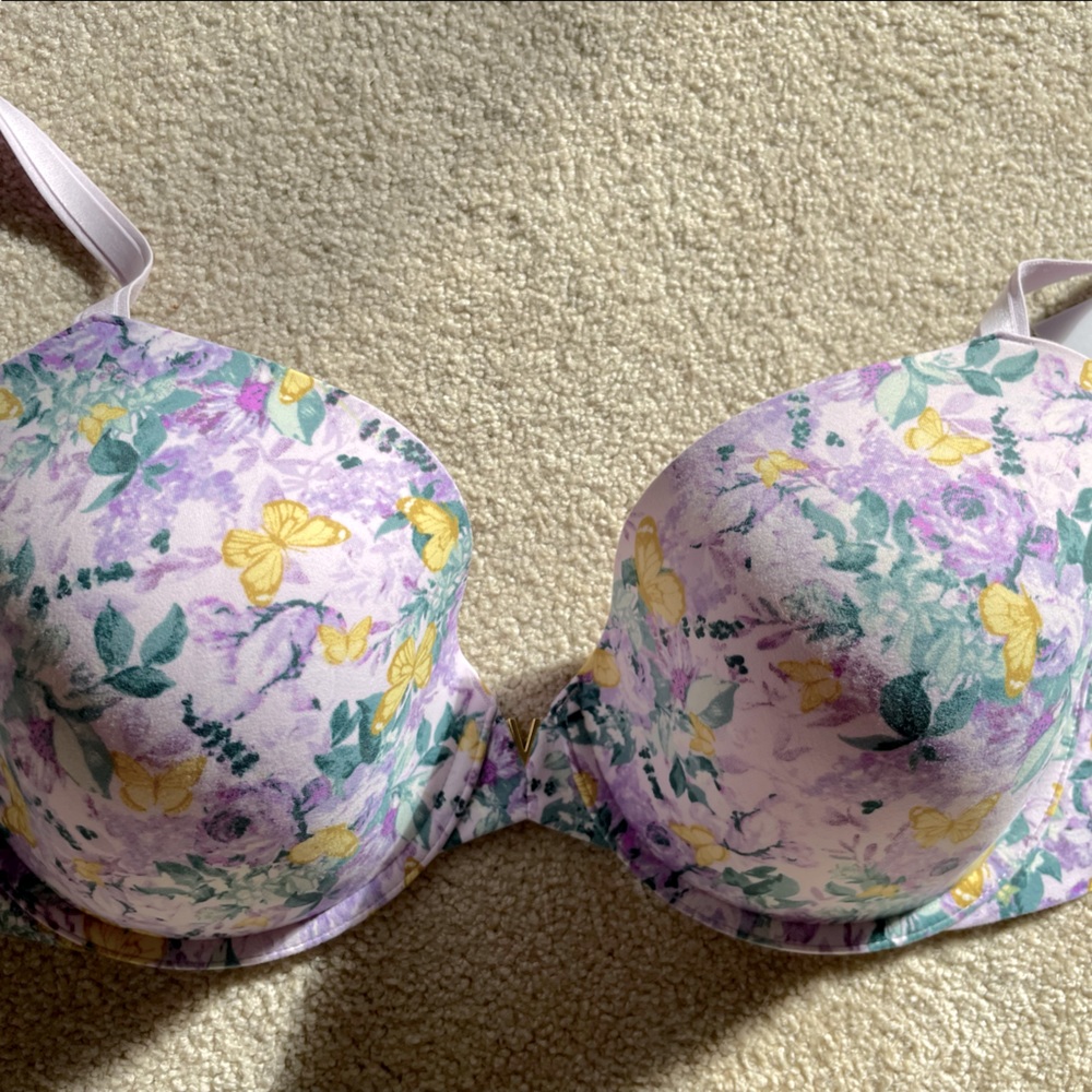 NWT Victoria’s Secret Bra